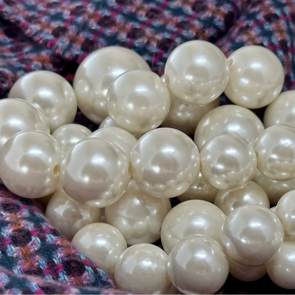 ***SOLD*** JEROLLIN PEARL CLUSTER Statement Necklace 17” VINTAGE Signed - Picture 11 of 16